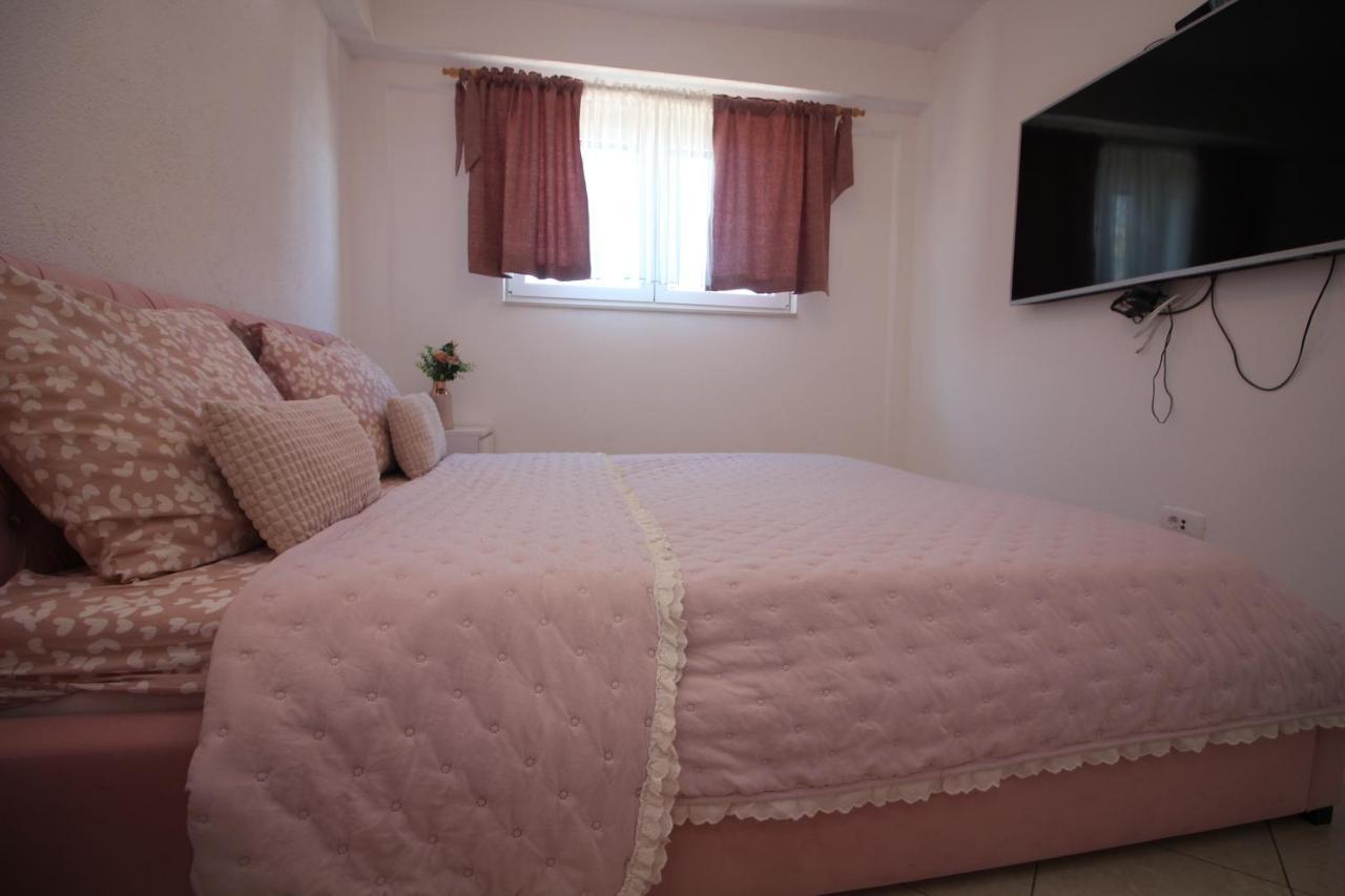 Apartments Fortunato Zablaće エクステリア 写真