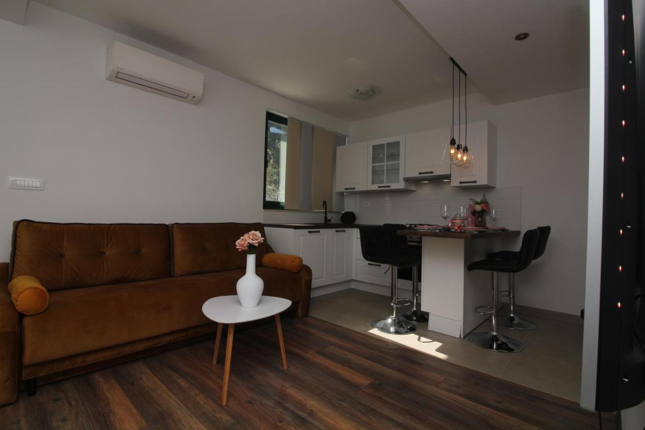 Apartments Fortunato Zablaće エクステリア 写真