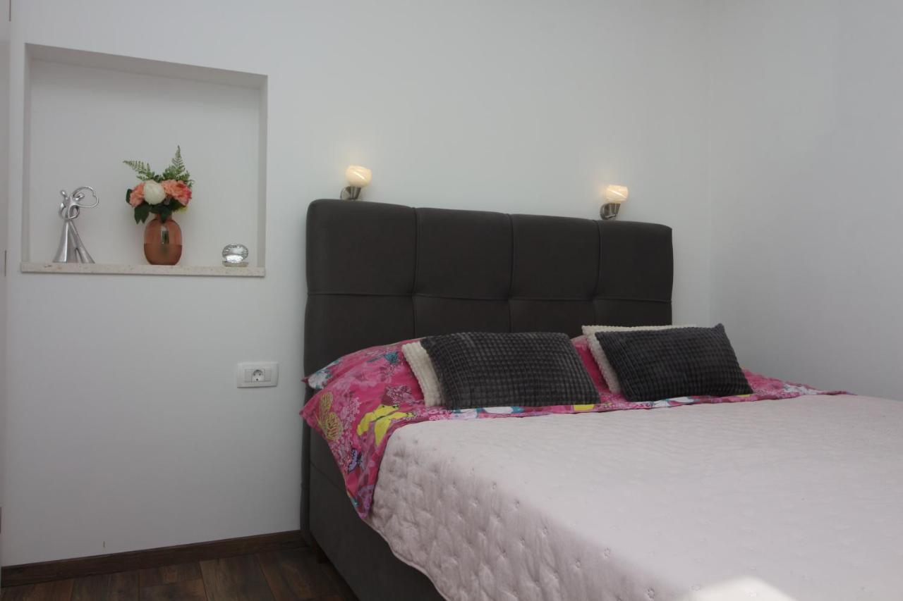 Apartments Fortunato Zablaće エクステリア 写真